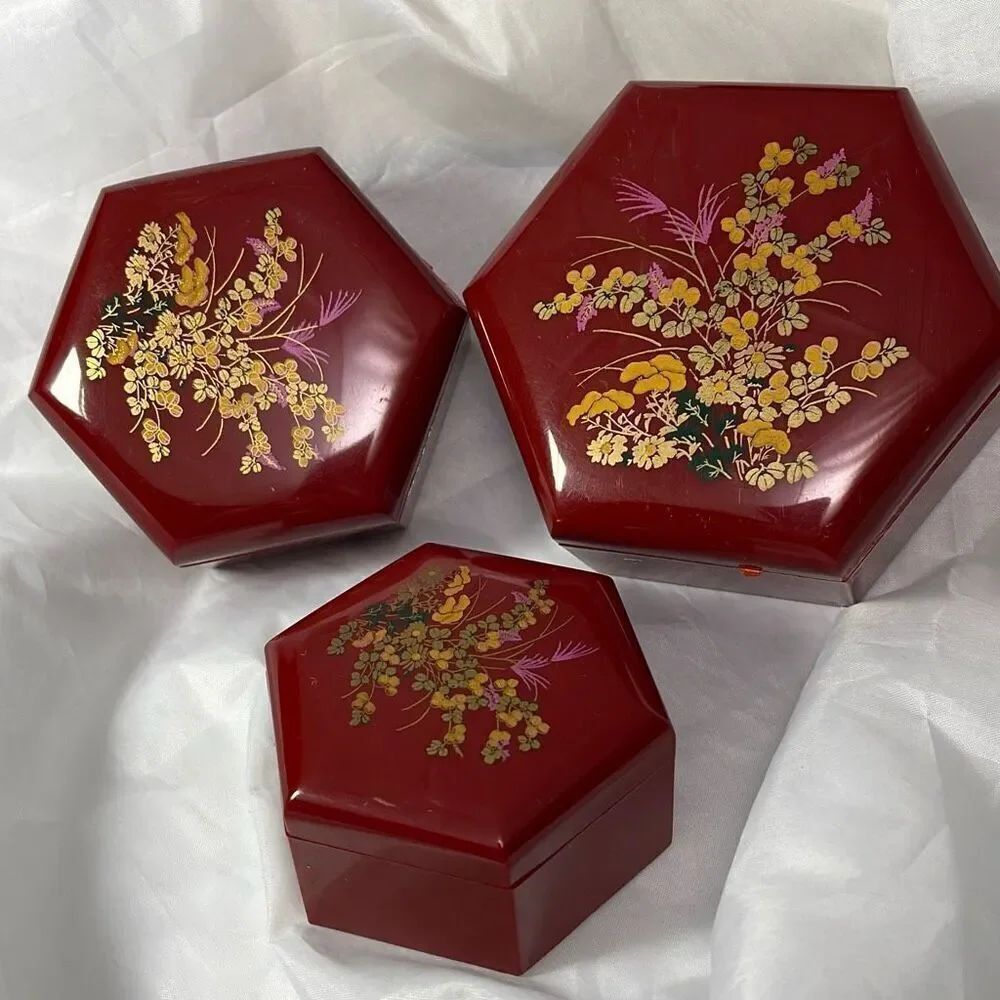 Vintage set of 3  lacquer finish floral nesting boxes  acrylic.